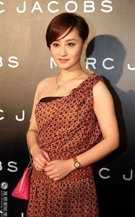 陳德容 露點|陈德容（中国台湾女演员、歌手）